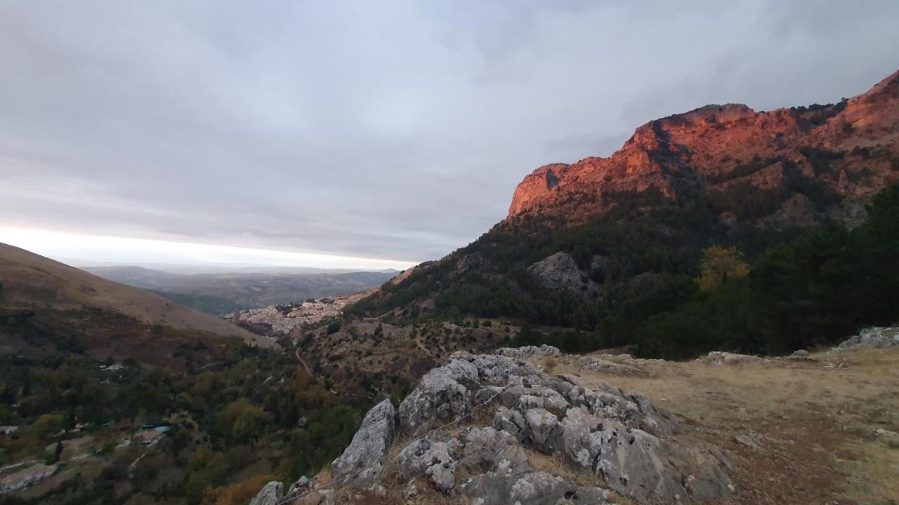 Alojamiento Rural Fuente De La Glorieta Cazorla Buitenkant foto